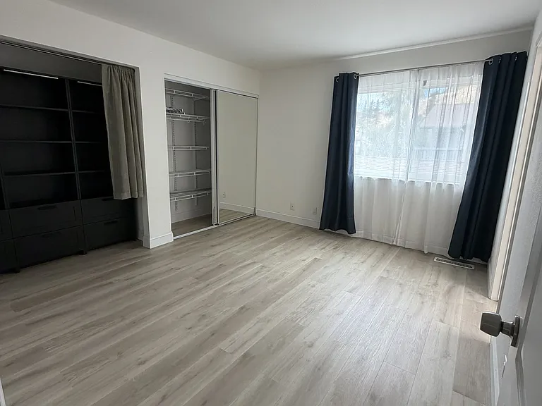 20600 Waterford Pl — Photo 18