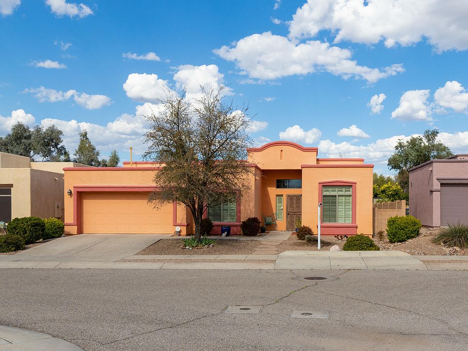 1st image of 1214 N Golden Palomino Pl