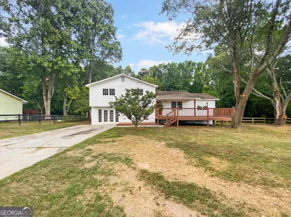 3251 Plantation Rd, Acworth, GA 30102