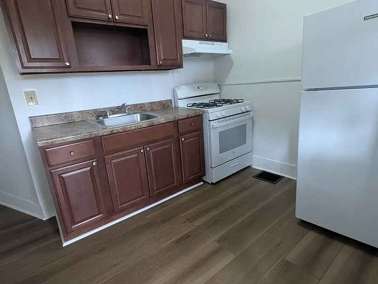 269 Norton St #1BB — Photo 5