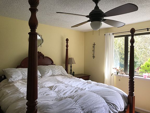 5th image of 13017 98th Avenue Ct NW