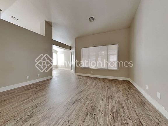 3rd image of 4933 Country Breeze Ct