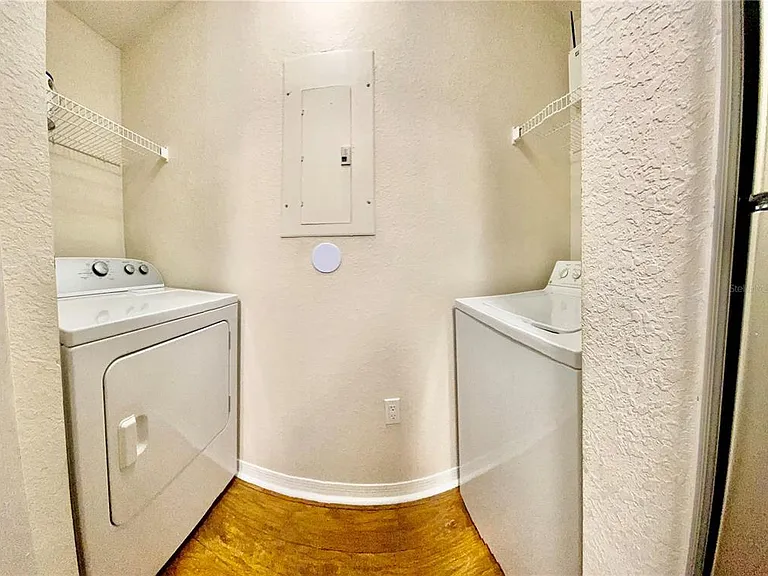 5467 Vineland Rd #6301 — Photo 30