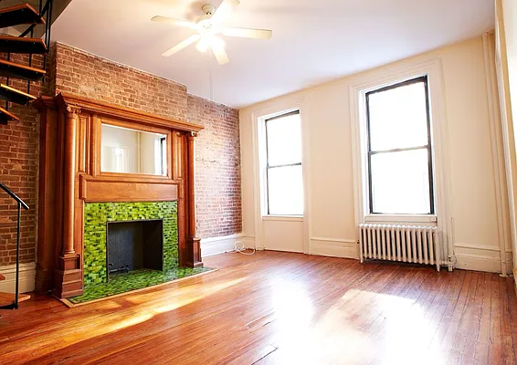 Rented by Owner | media 9