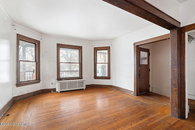 4th image of 1002 Eastern Avenue