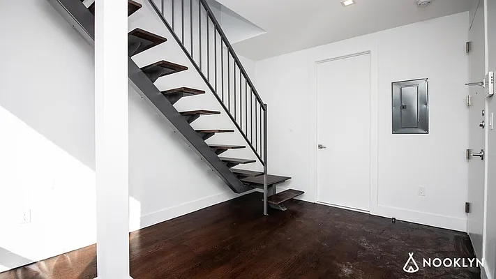 Rented by Nooklyn NYC LLC | media 7