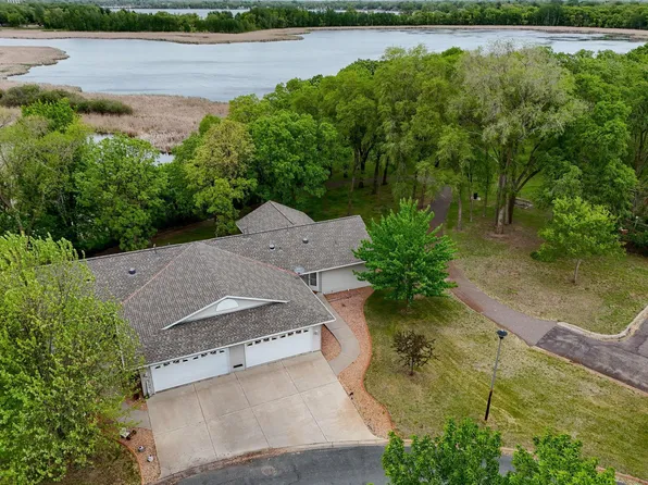 621 Norwood Ln, Big Lake, MN 55309