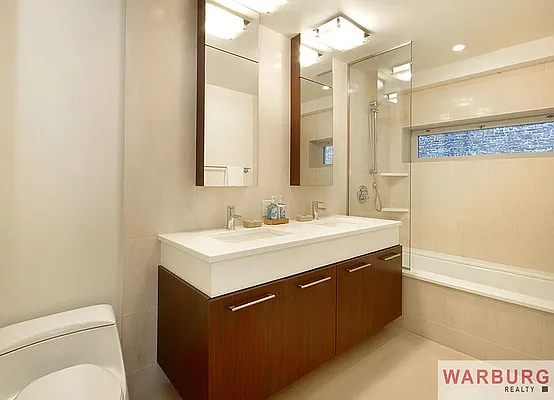 Rented by Warburg | media 20