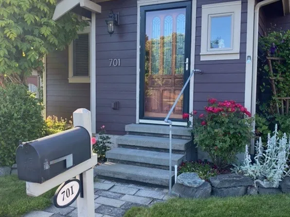 701 S 59th St, Tacoma, WA 98408