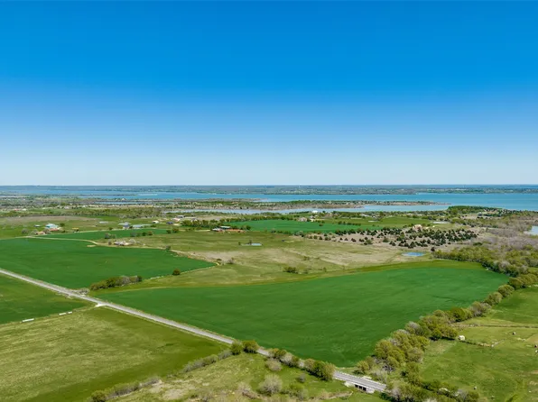 3020 Melton Rd, Sanger, TX 76266