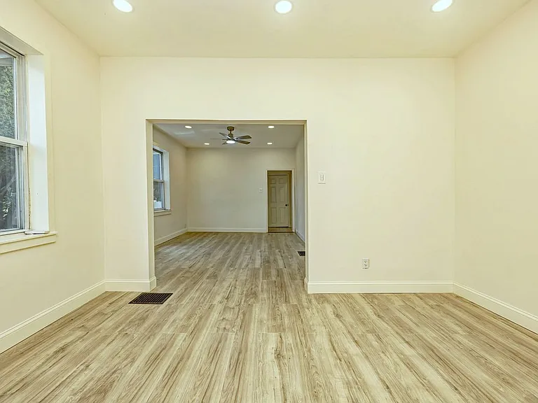 330 Naugatuck Ave — Photo 18