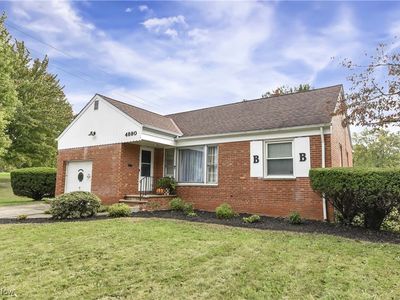 4880 Anderson Rd, Lyndhurst, OH, 44124