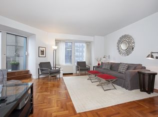 150-156 W 56th St APT 2805, New York, NY 10019