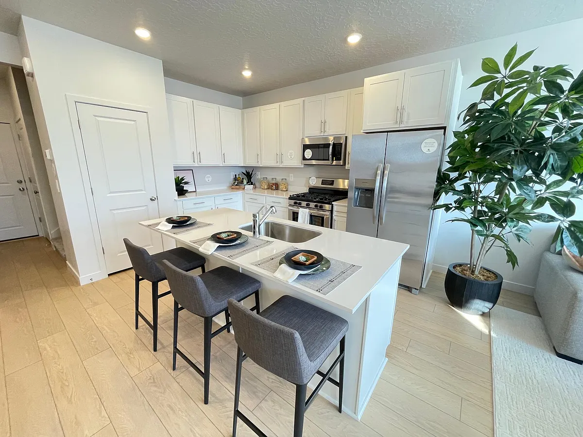 Building Photo - 10044 N Dorado Way