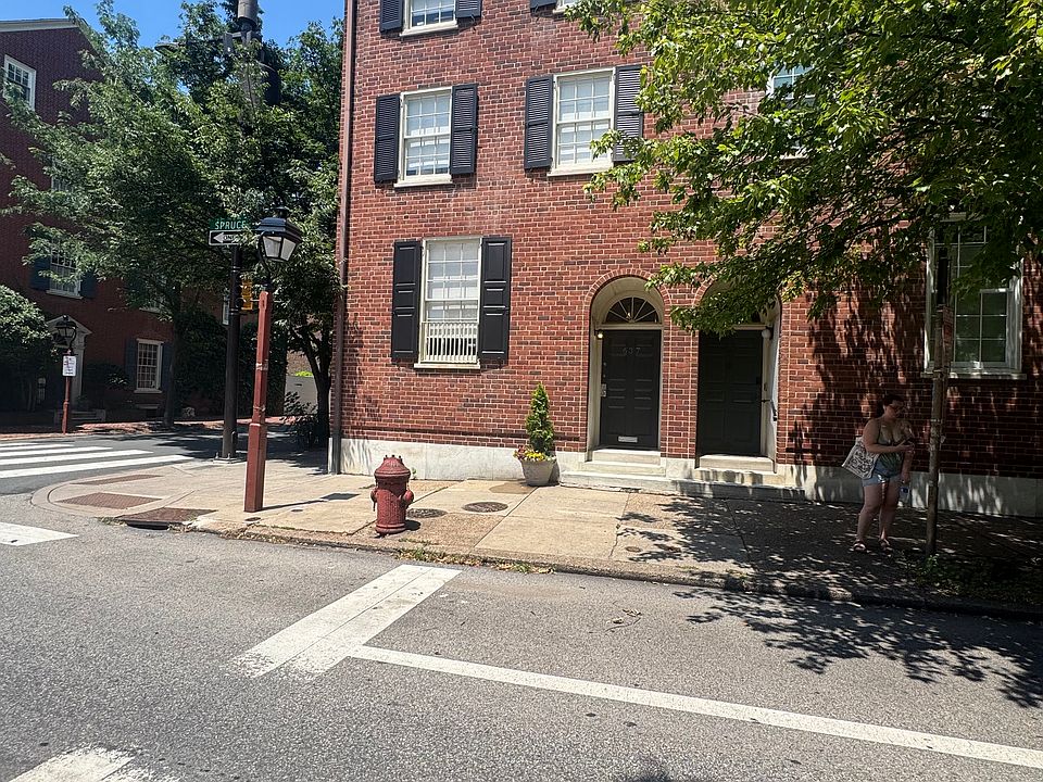 1st image of 637 Spruce St