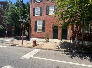 637 Spruce St, Philadelphia, PA 19106