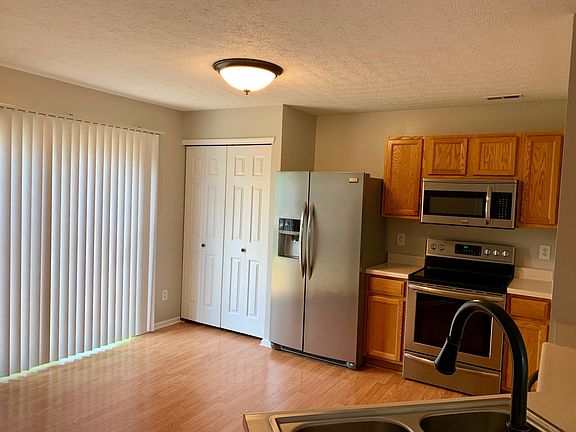 3rd image of 1282 Valley Forge Dr