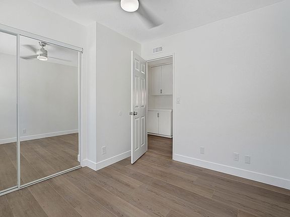 5th image of 4911 Lori Ann Ln