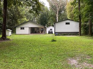 411 SW Nebraska Ter, Fort White, FL 32038