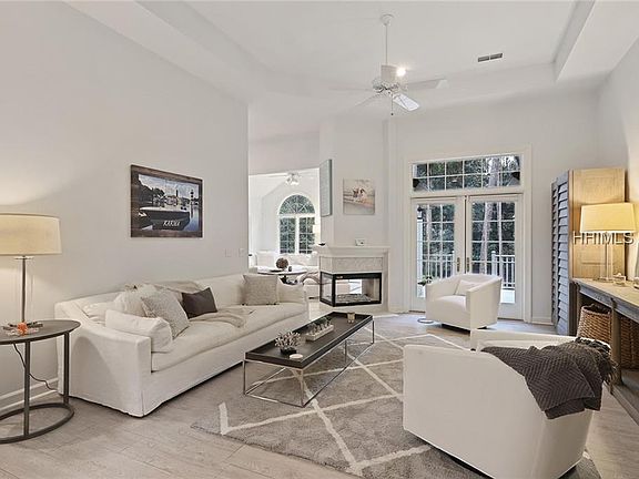 5th image of 38 Planters Wood Dr