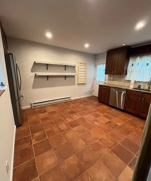 1309 Hope St #B8 — Photo 3