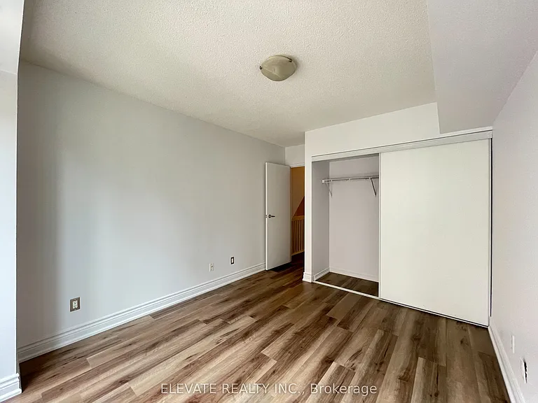 42 Western Battery Rd #706 — Photo 11