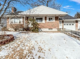 2803 Crescent Dr, Endwell, NY 13760