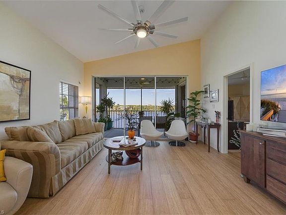 4th image of 4130 Bayhead Dr APT 301