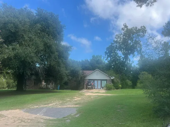 3911 Bell Fork Rd, Atmore, AL 36502