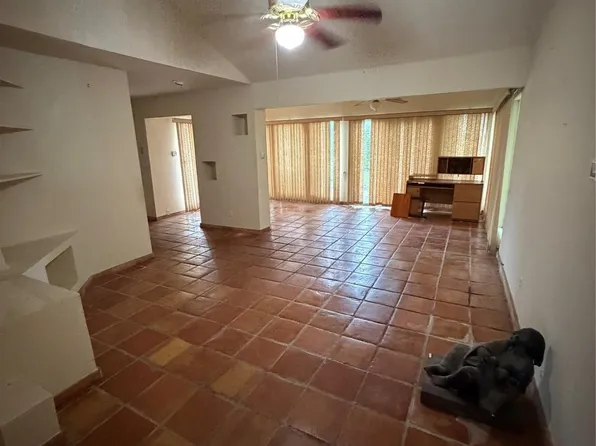 5622 Mackinaw St, Houston, TX 77053