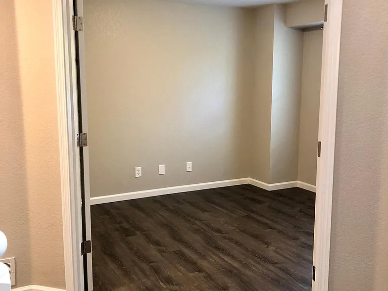 1627 Foxhall Ct — Photo 11