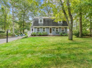 104 Pond Cir, Mashpee, MA 02649