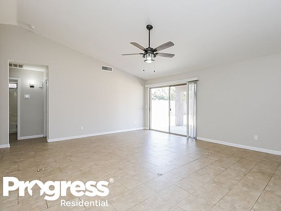 5th image of 10654 E Florian Ave