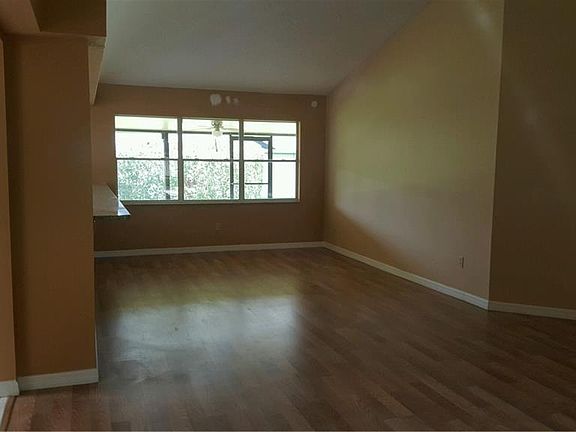 4th image of 2857 Broward Ct