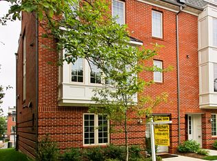 3141 Blue Barn Way, Fairfax, VA 22031