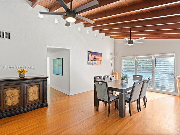 5th image of 3981 SW 58th St