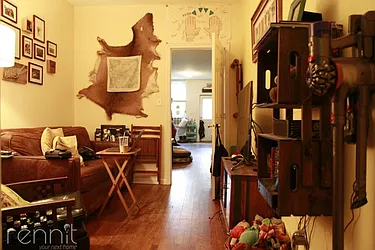 Rented by Rennit Inc.
