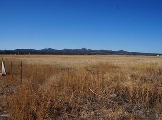 2300 W Santa Fe Rd, Paulden, AZ 86334
