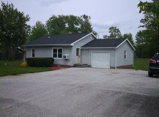 5902 Goshen Rd, Fort Wayne, IN 46818