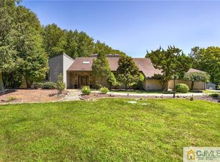 106 N Bergen Mills Rd, Monroe Township, NJ 08831