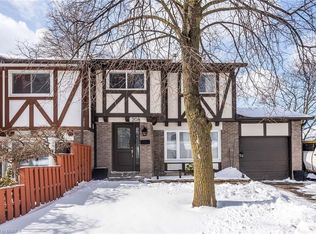 208 Linden Dr, Cambridge, ON N3H4Y2