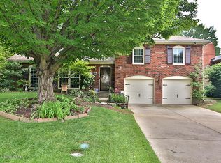 10022 Clearcreek Way, Louisville, KY 40223