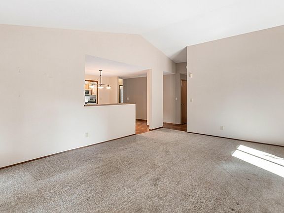 3rd image of 13402 49th Ave SE