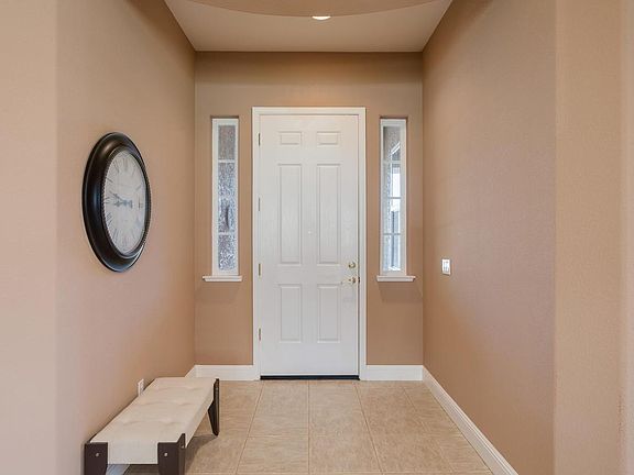 4th image of 3657 Mira Loma Dr