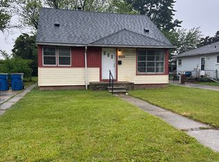23065 Willard Ave, Warren, MI 48089