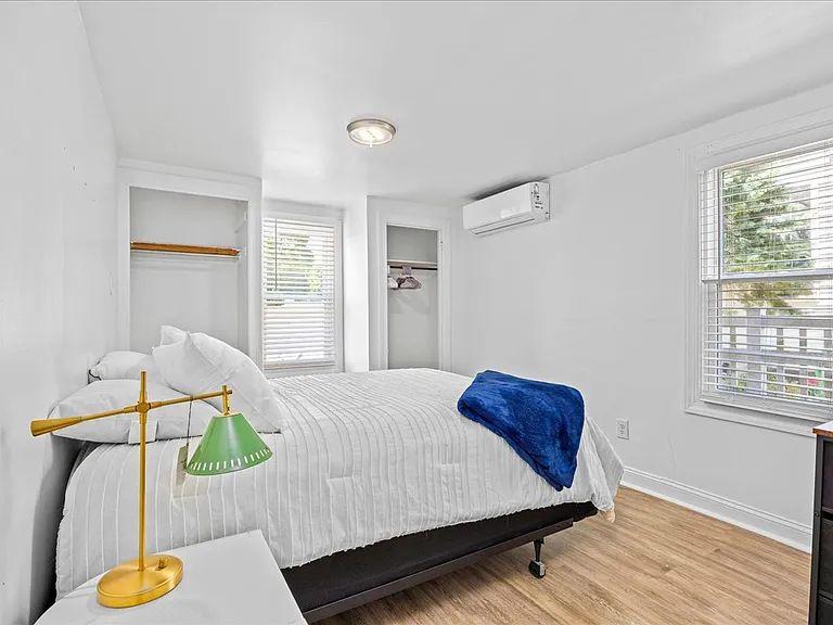 28 E Groveland Ave #A — Photo 8