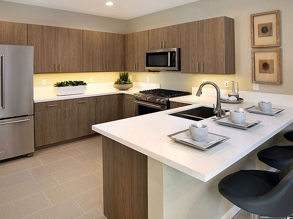 2nd image of 11257 Rainbow Peak Ave #204