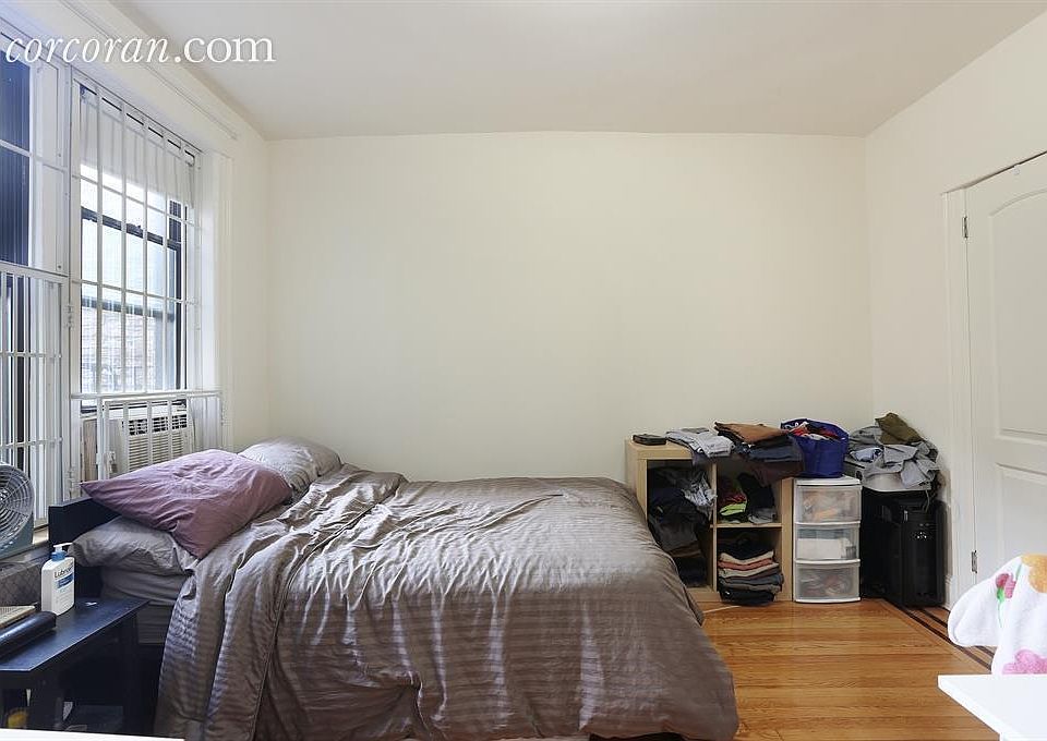 2nd image of 49 Willow St APT 5I