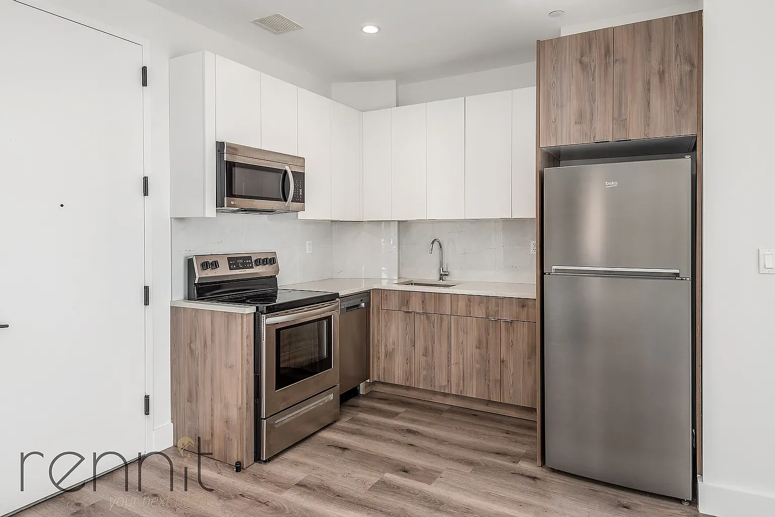 125 Kings Hwy — Photo 2