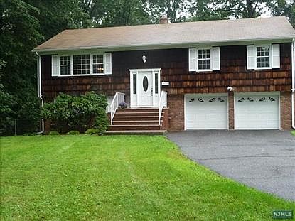 2nd image of 31 Nugent Pl